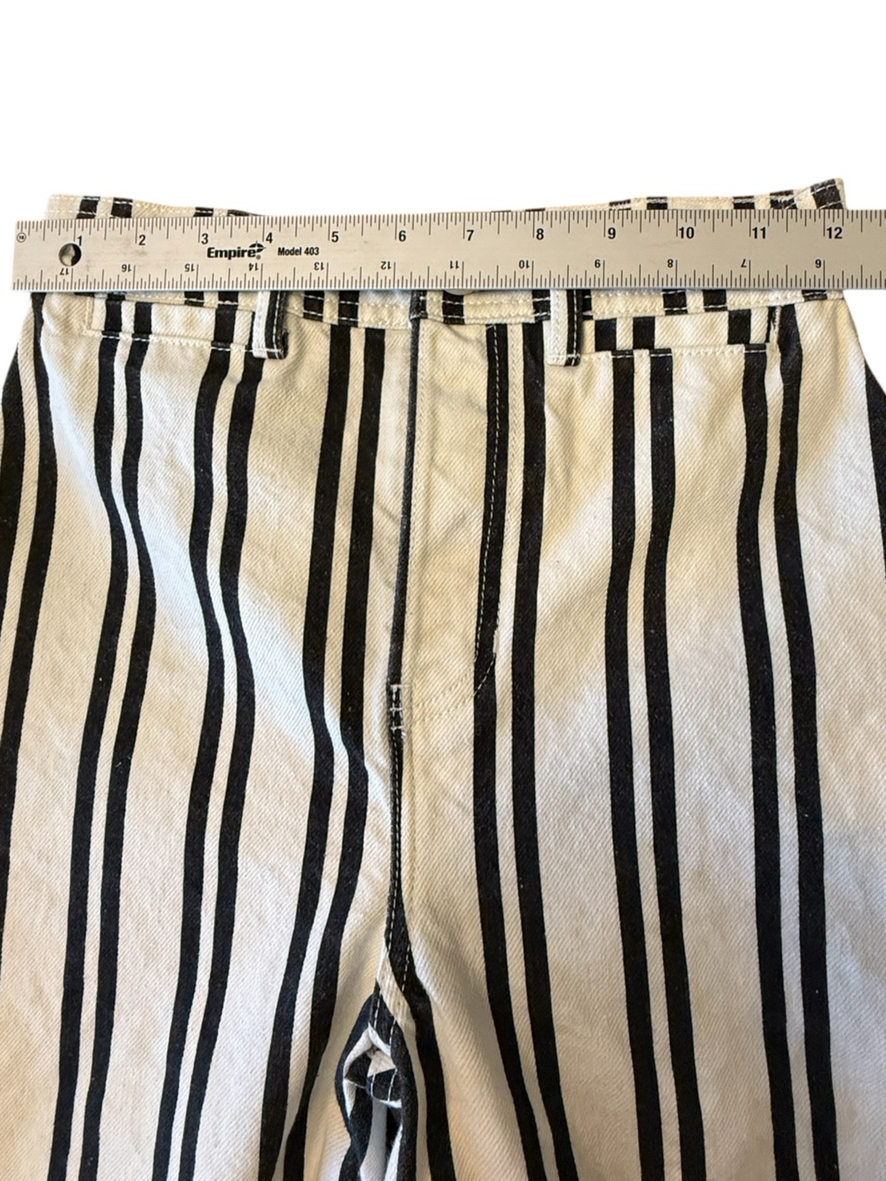 Reformation Logan Ultra High Rise Wide Leg Jeans Size 25 Black White Stripe - Picture 12 of 15